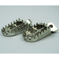 Scar Standard Footpegs - Yamaha Titanium color