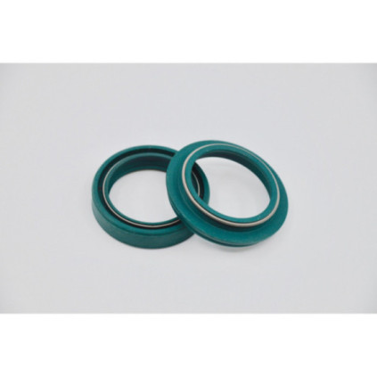 SKF Oil & Dust Seal 39 mm. - SHOWA