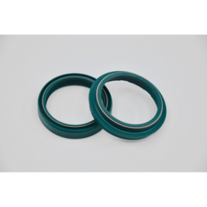 SKF Oil & Dust Seal 47 mm. - SHOWA