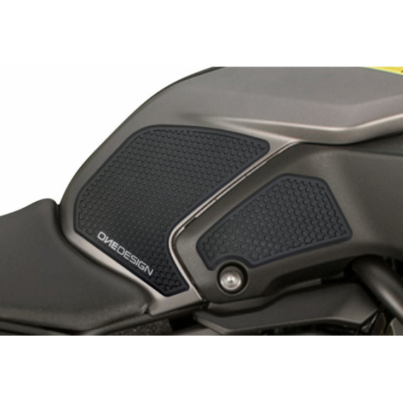 Puig Lateral Tank Pads Yamaha C/Black